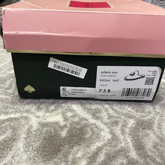 BRAND NEW Kate Spade slides - Picture 4 of 4